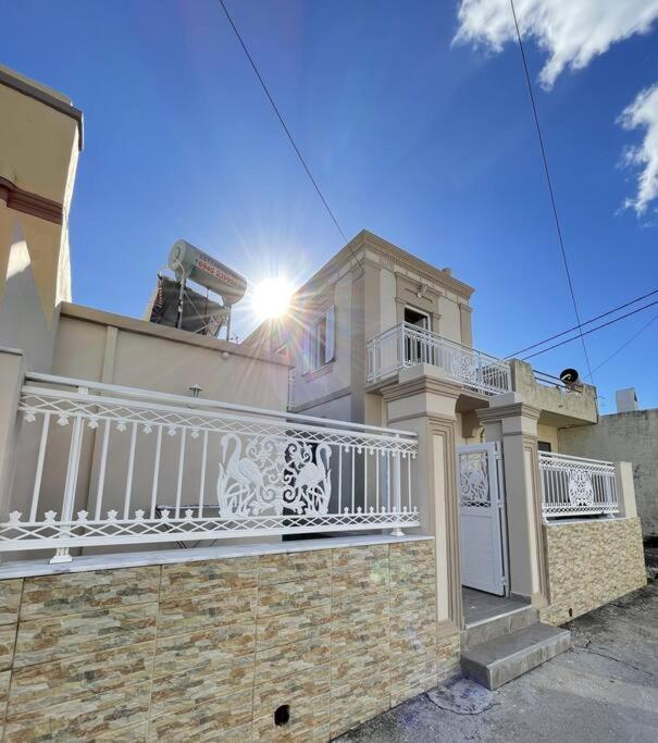 度假居 Elia Old Mansion *